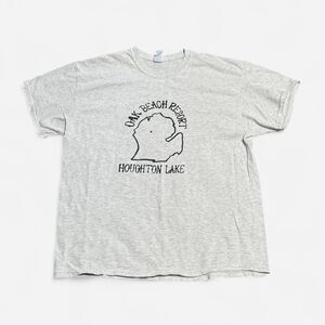 Gildan white vintage oak beach/Houghton XL size graphic T shirt